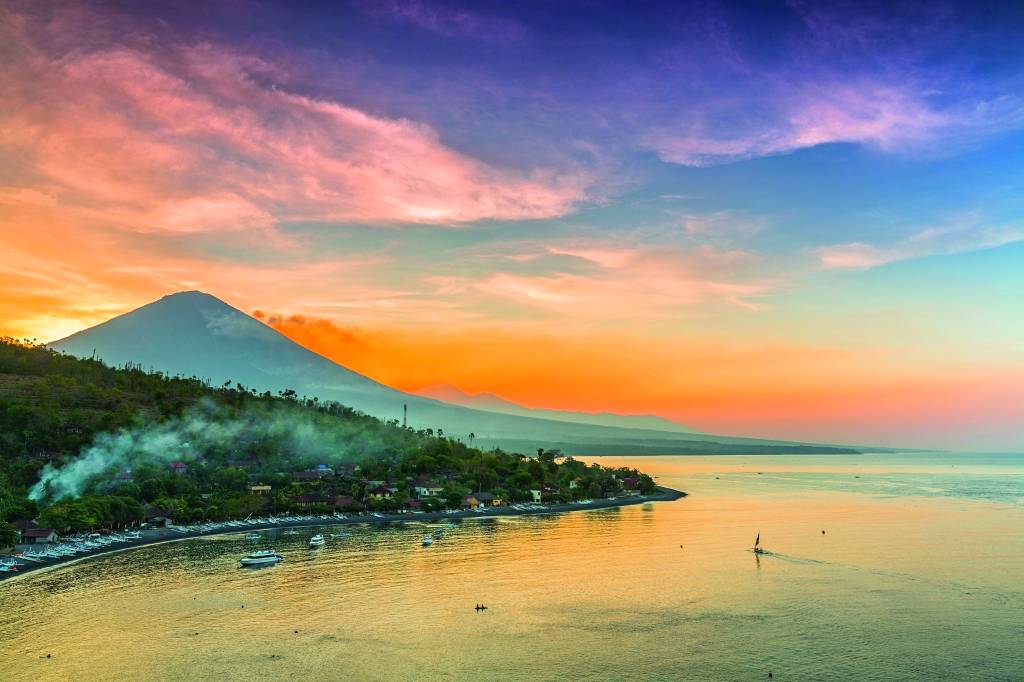 Vilarejo de Amed, Bali O mapa do tesouro de Bali, a ilha dos deuses da Indonésia