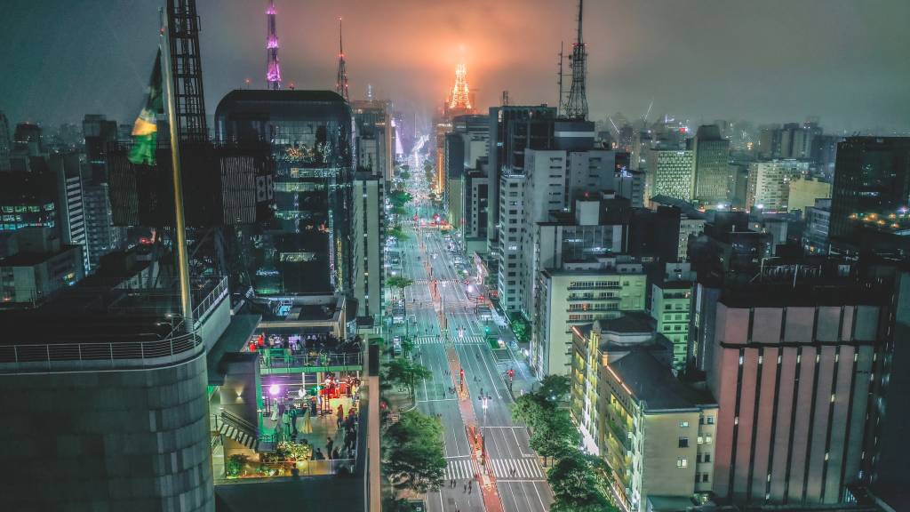 Avenida Paulista, São Paulo Avenida Paulista, São Paulo