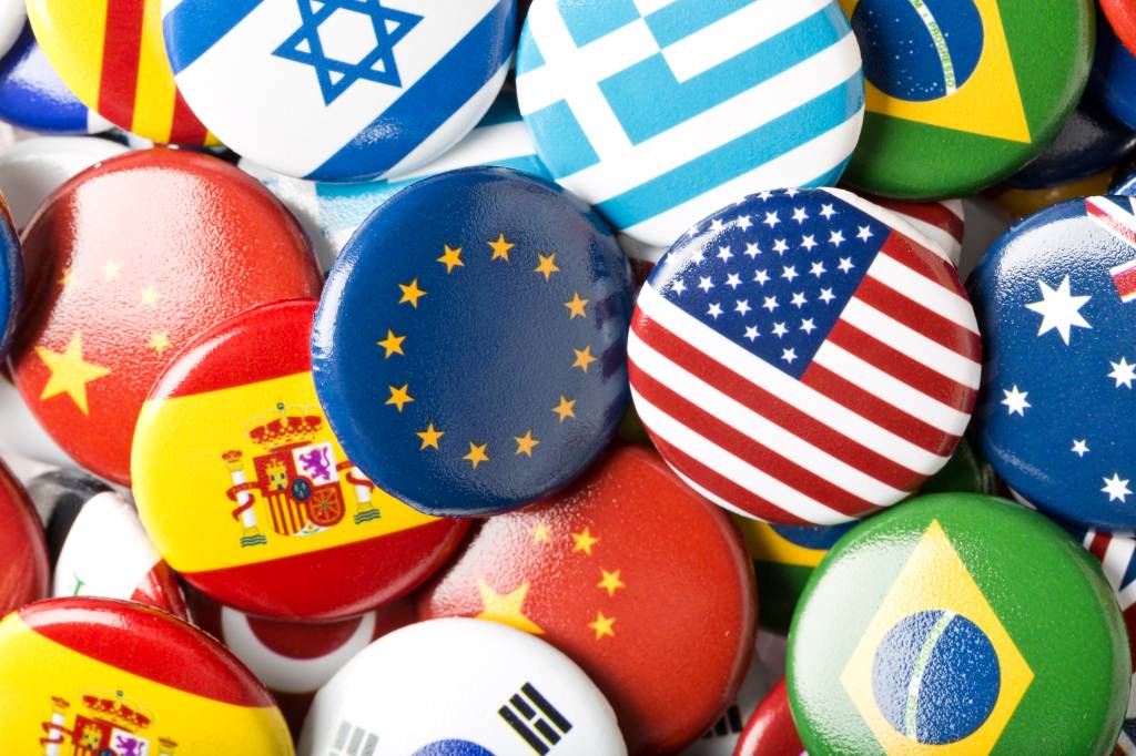 Euro USA flag pin in international collection pins de países do mundo