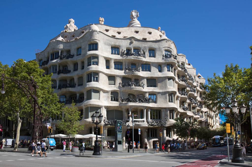 La Pedrera – Casa Mila – Barcelona La Pedrera – Casa Mila – Barcelona
