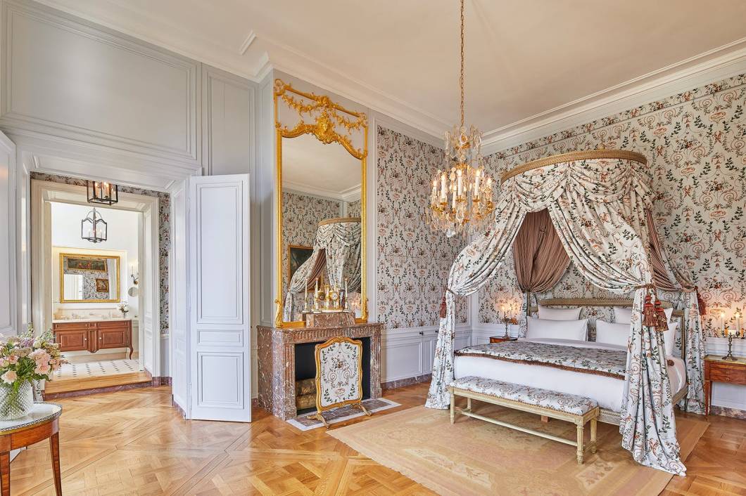 Os quartos são decorados com objetos originais do século 18 Os quartos são decorados com objetos originais do século 18