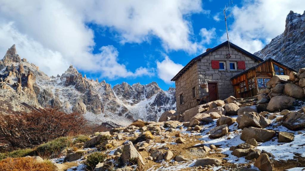 Refugio Emilio Frey, Bariloche, Argentina