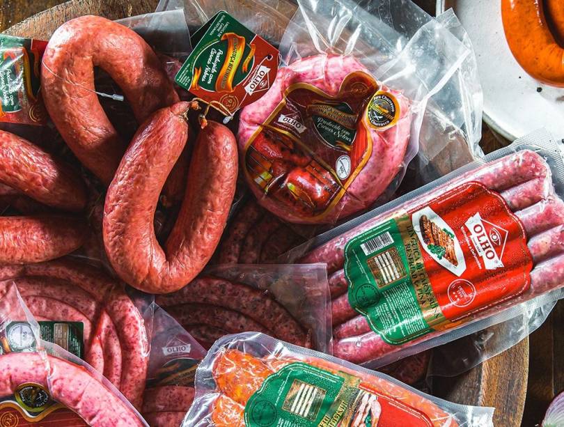 Difícil voltar de Pomerode sem alguma linguiça da Olho na mala. Difícil voltar de Pomerode sem alguma linguiça da Olho na mala.