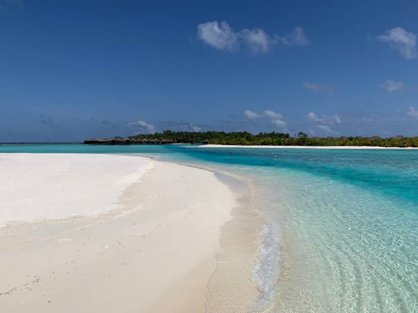 Praias e ilhotas a poucas braçadas de distância no Anantara Dhigu