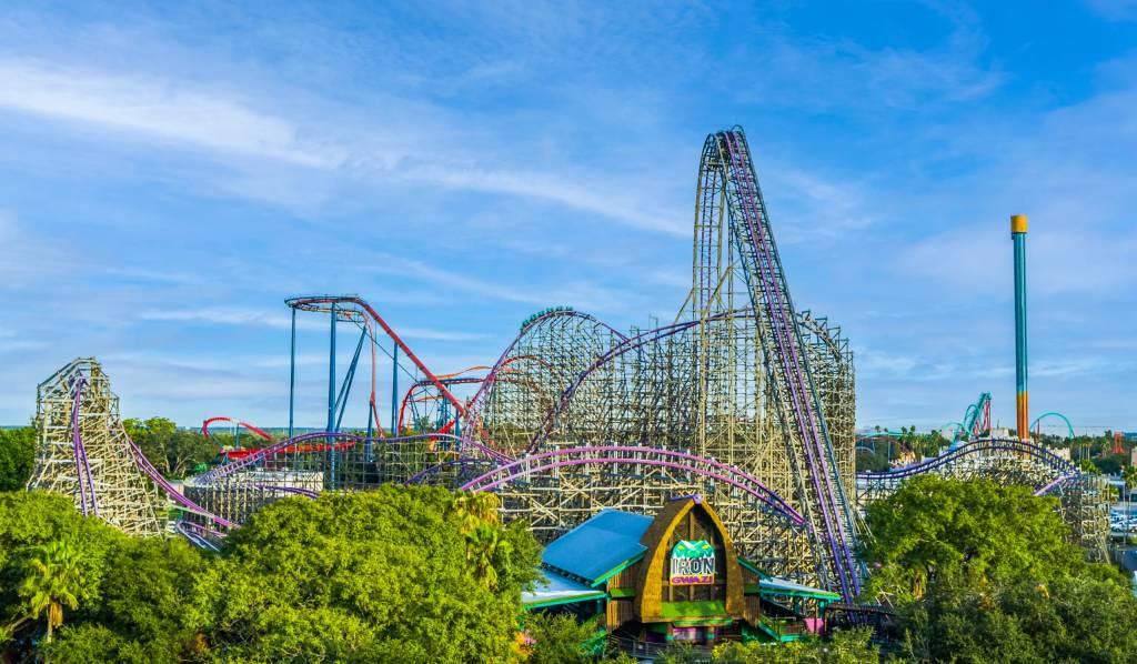 Iron Gwazi, Busch Gardens, Tampa, Flórida, Estados Unidos