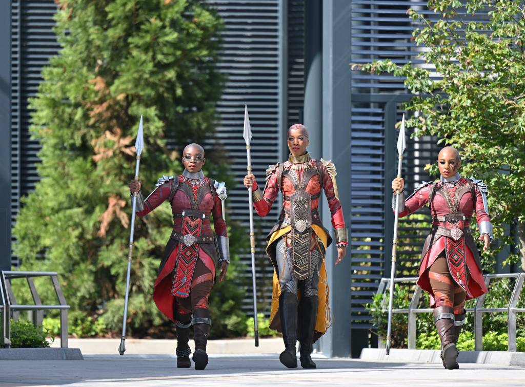 Dora Milaje, Disneyland Paris, França Dora Milaje, Disneyland Paris, França