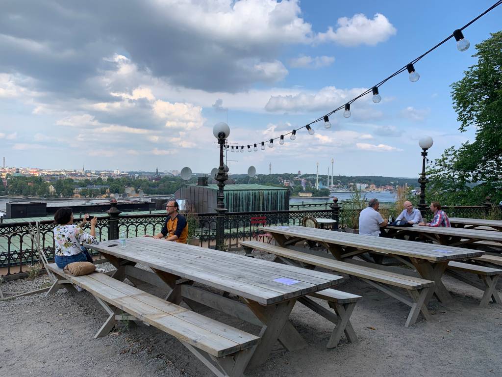Södermalm – 4 Drinks e vistas no Sodra Teatern.
