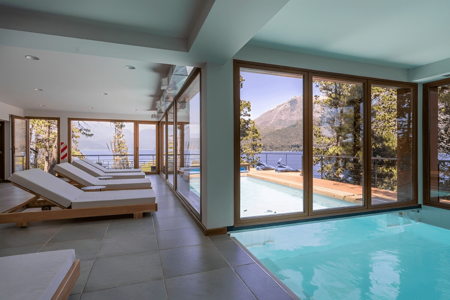 Complexo de apartamentos com piscina aquecida 2, Bariloche, Argentina complexo-de-apartamentos-com-vista-para-o-lago-e-piscina-aquecida-em-bariloche-argentina-para-alugar-pelo-airbnb