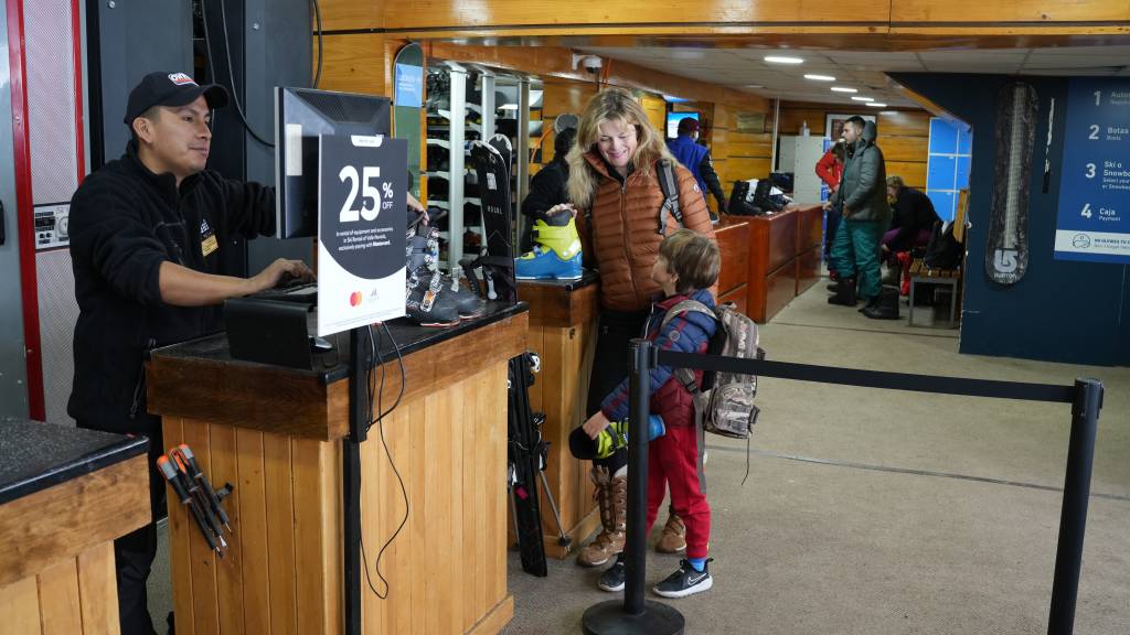 Loja de aluguel de equipamento, Valle Nevado, Chile