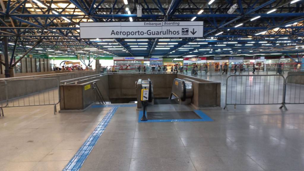 Barra Funda, Aeroporto de Guarulhos, São Paulo, Brasil Barra Funda, Aeroporto de Guarulhos, São Paulo, Brasil