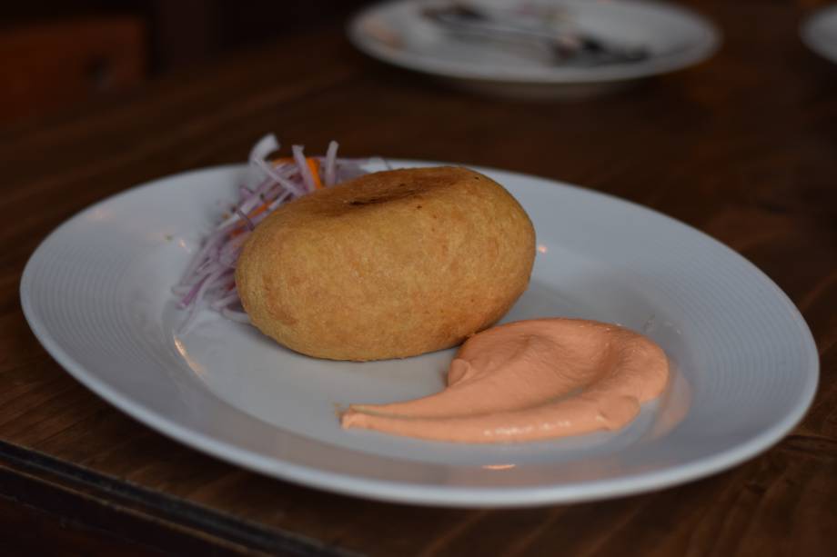 Isolina: papa rellena, ou batata recheada, ou bolinho que se come rezando