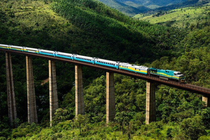Trem Vitória-Minas