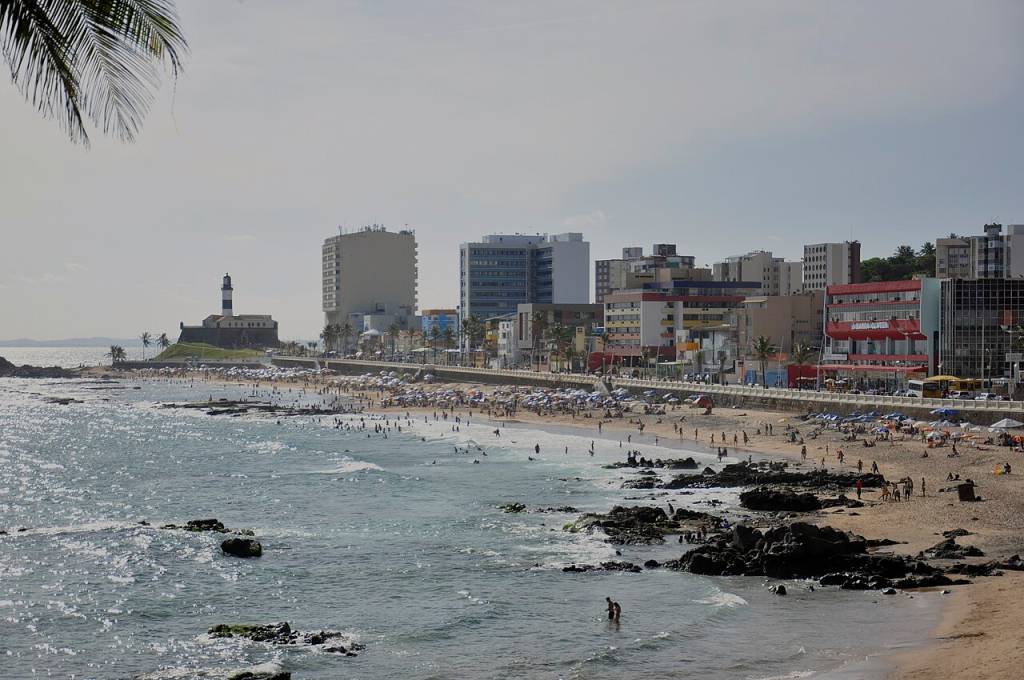 farol-da-barra-salvador-praia farol-da-barra-salvador-praia