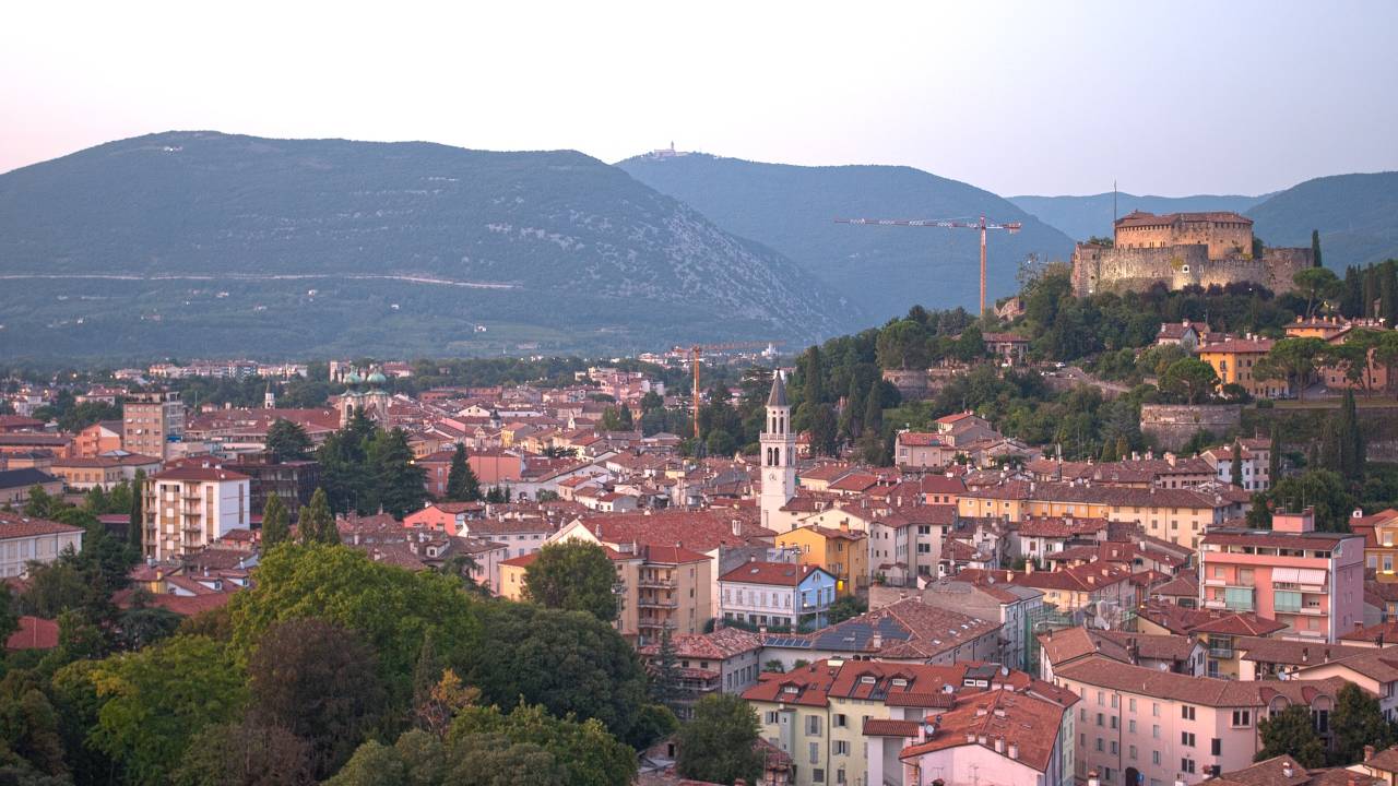 Panorama_Gorizia_(tramonto)
