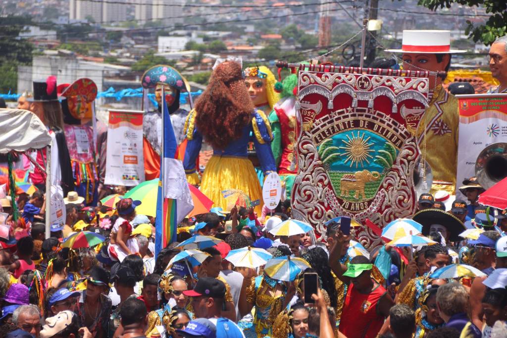 bonecos-gigantes-olinda-carnaval bonecos-gigantes-olinda-carnaval