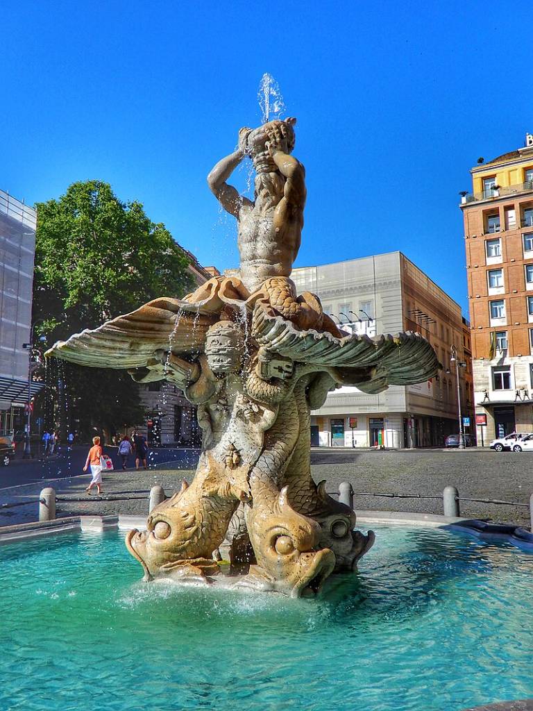 fontana-del-tritone-roma fontana-del-tritone-roma