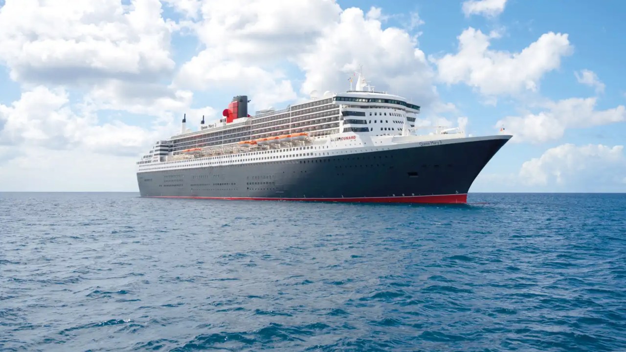 Navio Queen Mary 2