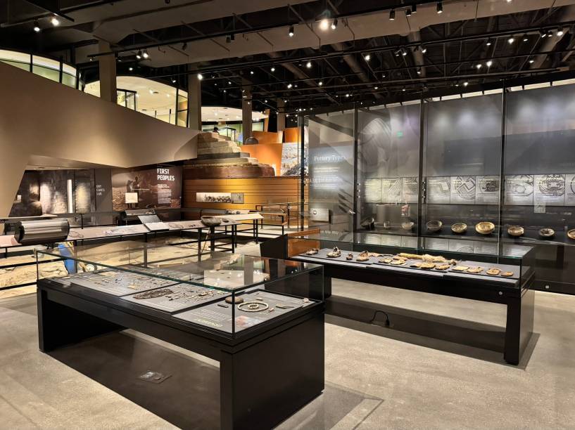 Museu de Utah abriga mais de 2 milhões de objetos Museu de Utah abriga mais de 2 milhões de objetos