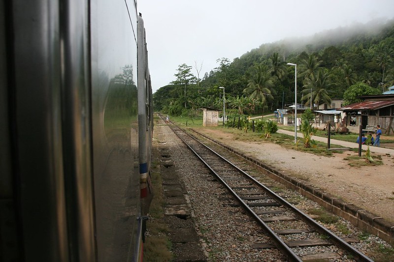jungle-railway-malasia jungle-railway-malasia