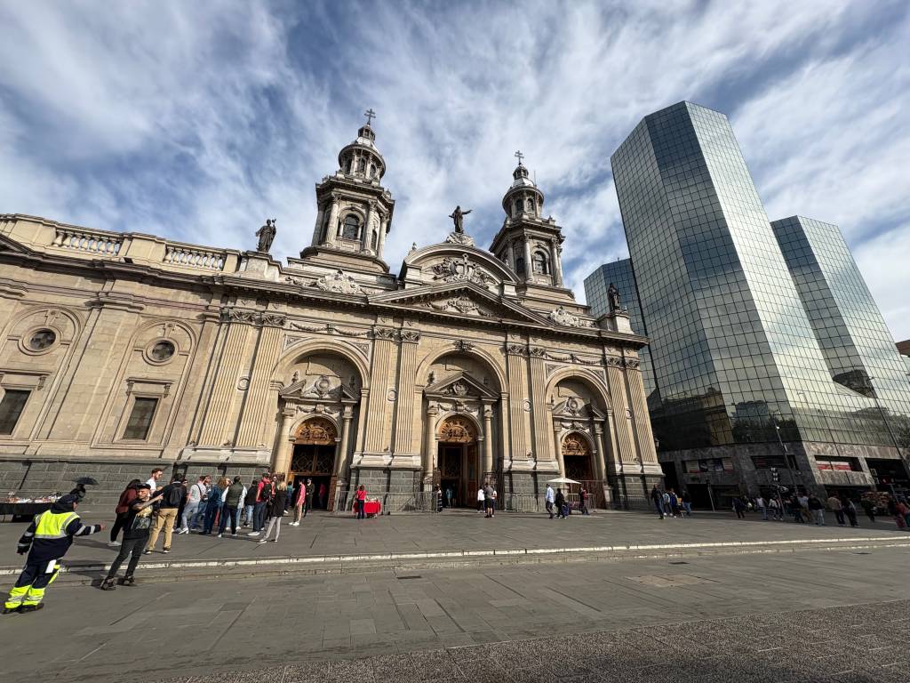 Catedral Metropolitana de Santiago, Santiago, Chile Catedral Metropolitana de Santiago, Santiago, Chile
