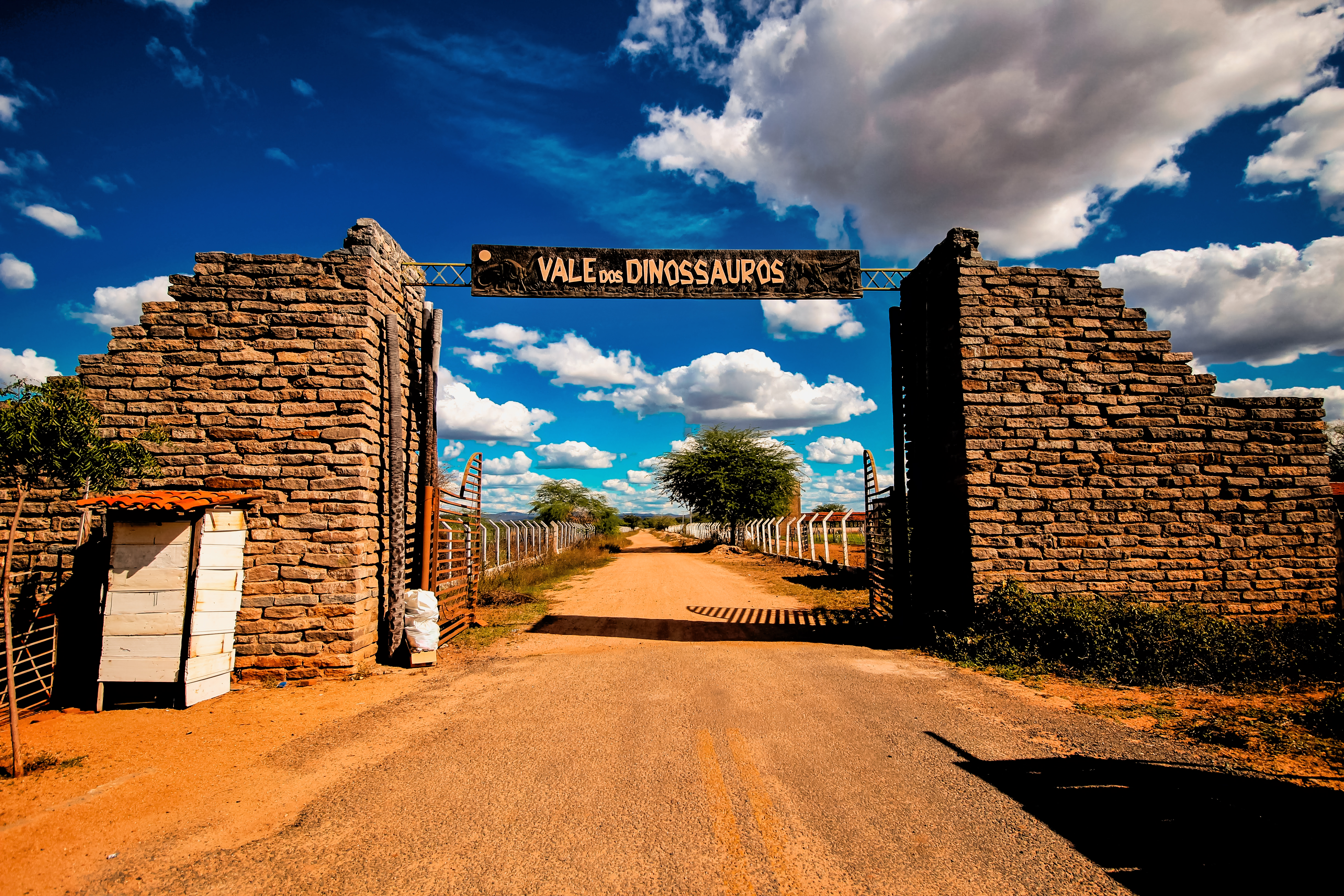 vale-dinossauros-sousa