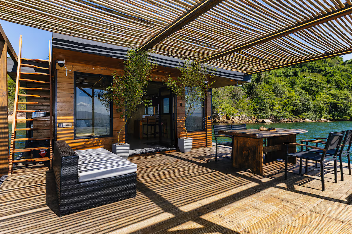 airbnb casa flutuante angra dos reis