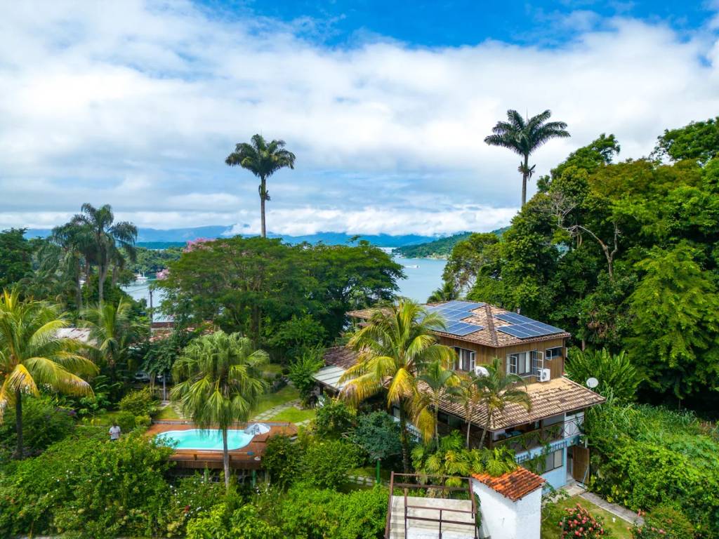 angra dos reis casa airbnb