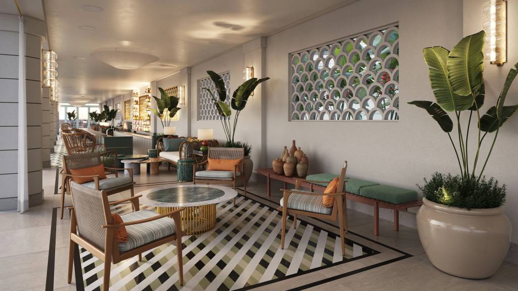 Lounge moderno com piso de azulejos claros e tapete listrado em tons de verde, preto e branco. H&aacute; poltronas de madeira com almofadas coloridas, mesas de centro redondas, plantas grandes em vasos e um bar iluminado ao fundo. A parede possui aberturas decorativas em formato de escamas.